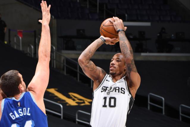 她的教练也 她的教练也