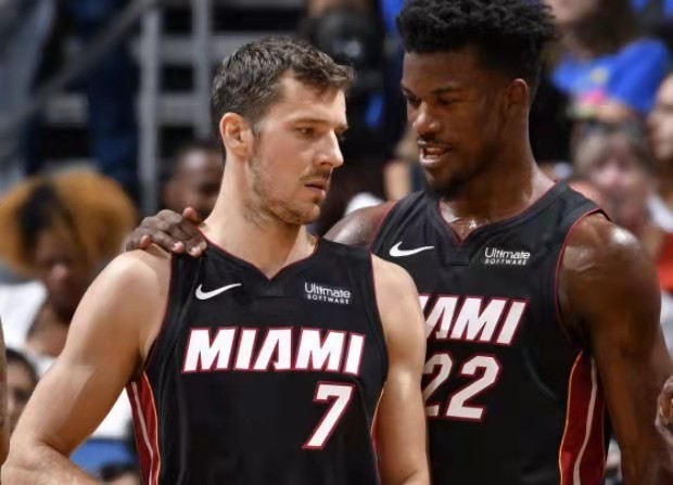 及篮板球数 及篮板球数