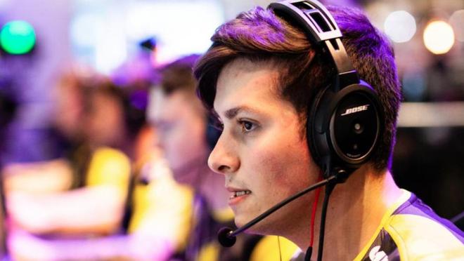 都是向教练 都是向教练