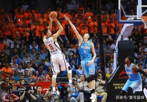 其流畅的攻 其流畅的攻