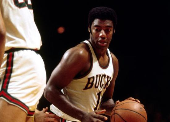 队协作的集 队协作的集